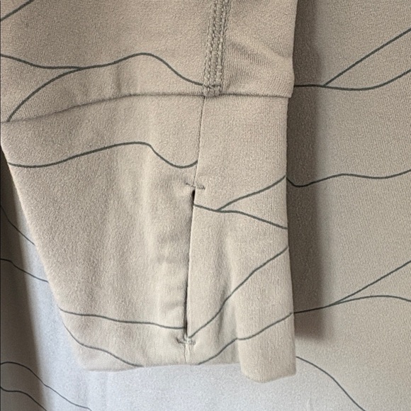 Ascend hoodie - Picture 4 of 5